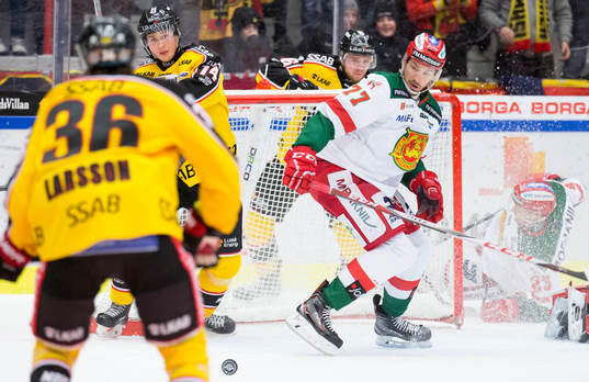 Luleås Jonas Berglund och Moras Keaton Ellerby