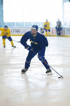 Rasmus Dahlin på Sveriges träning