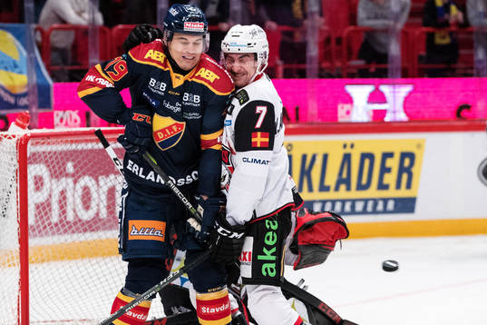Djurgårdens Rene Bourque och Malmö Redhawks Nils