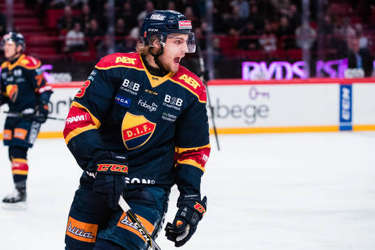Djurgårdens William Lagesson reagerar
