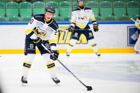 HV71 Lawrence Pilut