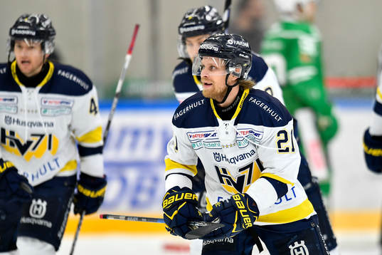 s Mattias Tedenby jublar