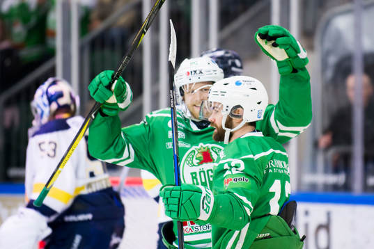 Rögles Jack Connolly jublar
