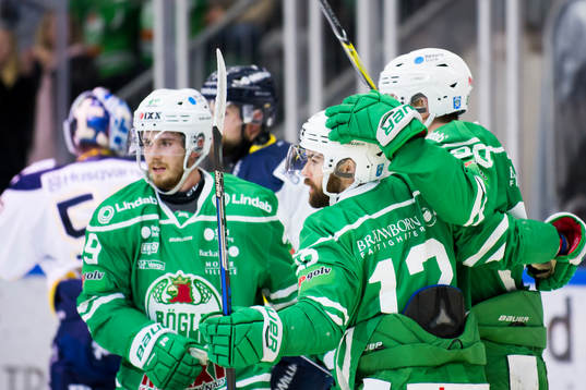 Rögles Jack Connolly jublar