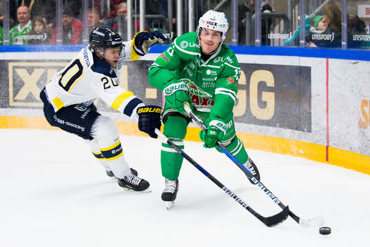 Rögles Bryan Lerg och HV71 Lawrence Pilut