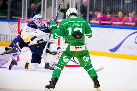 Rögles Jack Connolly jublar