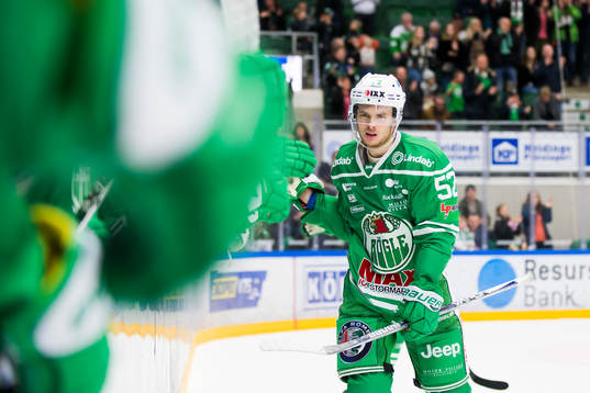 Rögles Lucas Elvenes jublar