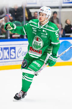 Rögles Lucas Elvenes jublar