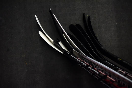 Klubbor före ishockeymatchen i SHL mellan Brynäs och