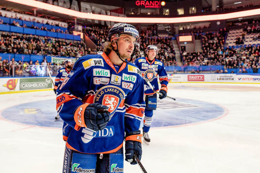 Växjös Adam Brodecki jublar