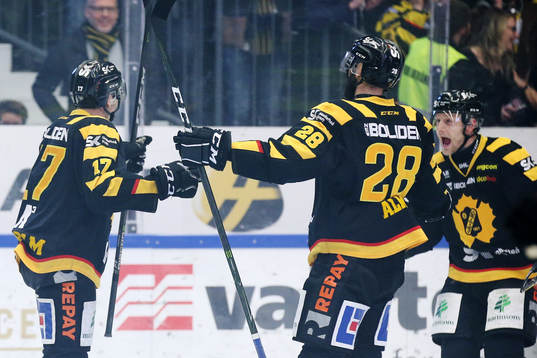 Skellefteås Oscar Möller, Johan Alm och Pär Lindholm