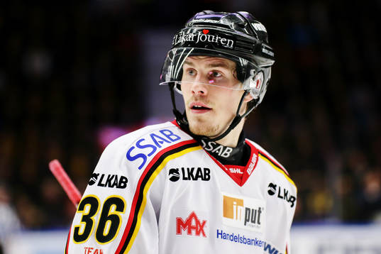 Luleås Emil Larsson jublar