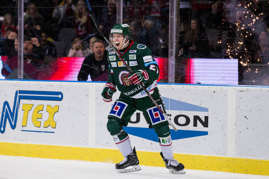 Frölundas Christoffer Ehn  jublar