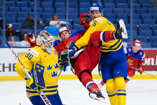 Rysslands Vitali Abramov stoppas av Sveriges Gustav