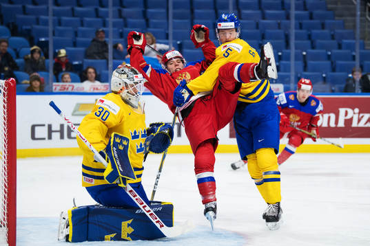 Rysslands Vitali Abramov stoppas av Sveriges Gustav