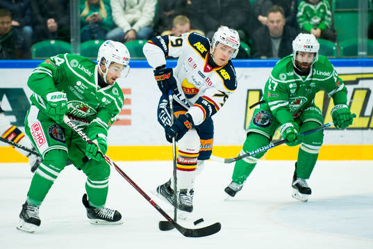 Rögles Stephen Perfetto och Djurgårdens Patrik Lundh