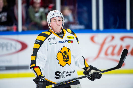 Skellefteås Edwin Enstrand innan ishockeymatchen i SHL