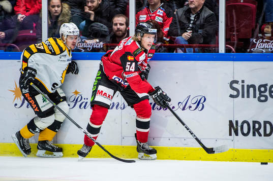 Skellefteås Emil Djuse och Malmö Redhawks Marcus