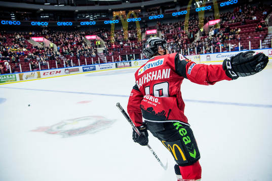 Malmö Redhawks Rhett Rakhshani jublar