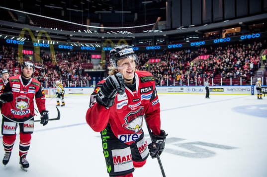 Malmö Redhawks Marcus Sylvegård jublar