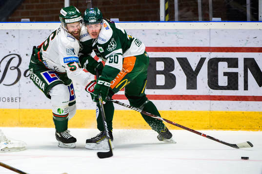 Frölundas Jonathan Sigalet och Färjestads Sebastian Erixon