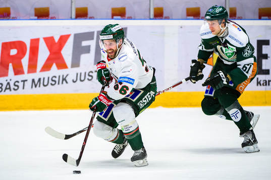 Frölundas Jonathan Sigalet och Färjestads Johan Ryno
