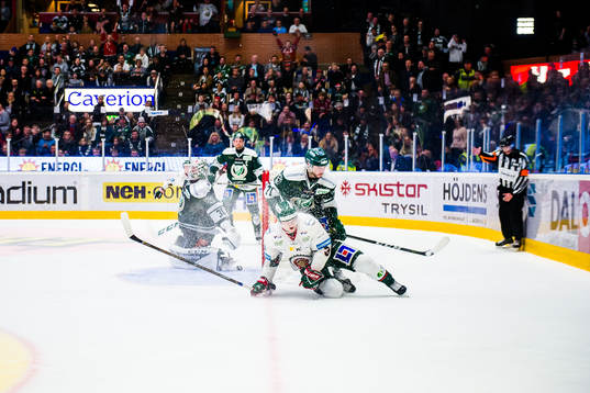 Frölundas Carl Grundström gör det avgörande målet i