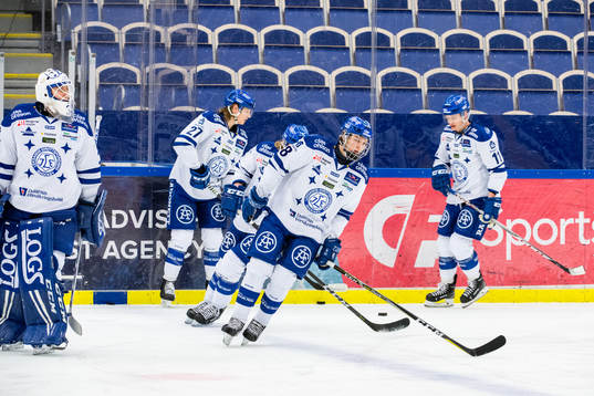 Leksands spelare värmer upp