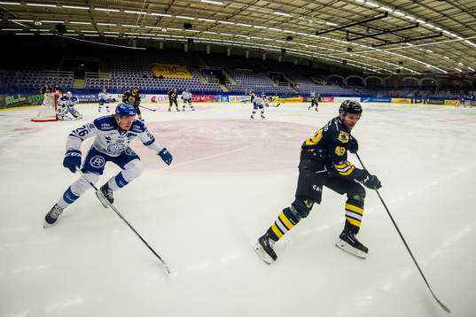 Panterns Sebastian Selin och Leksands Patrik Norén