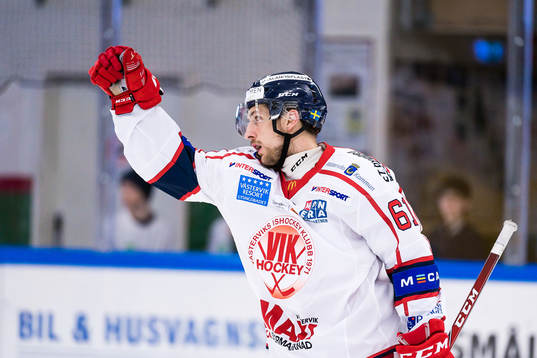 Västerviks Emil Wahlberg jublar