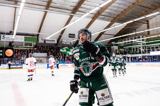 Tingsryds Mathieu Tousignant jublar
