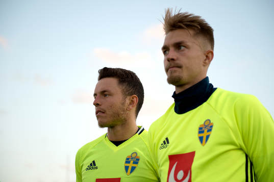 Sveriges Kerim Mrabti och Rasmus Lindkvist