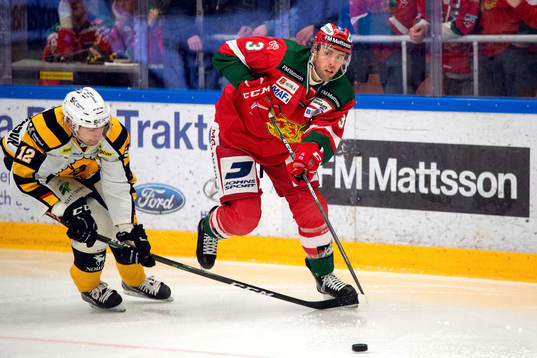 Skellefteås Adam Pettersson och Moras Brandon Gormley