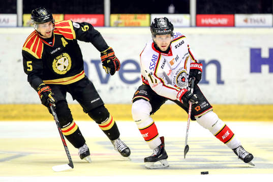 Luleås Petter Emanuelsson och Brynäs Lukas Kilström