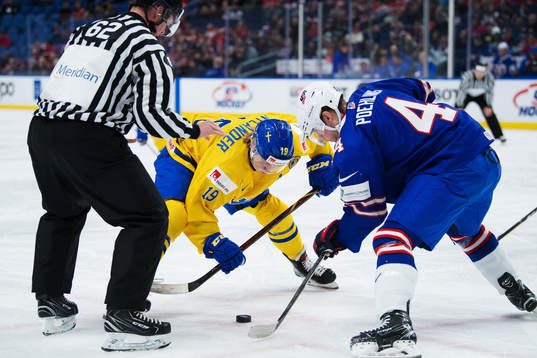 s Ryan Poehling