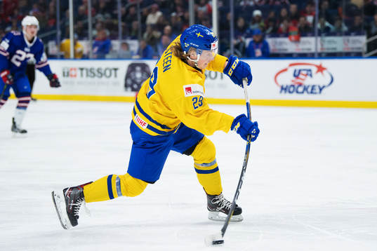 Sveriges Oskar Steen skjuter in 3-0