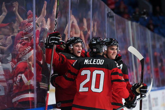 Bläddra bland fler bilder av Ishockey, JVM, semifinal, Kanada - Tjeckien