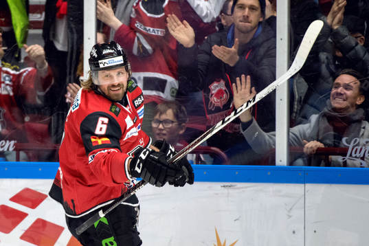 Malmö Redhawks Stefan Warg jublar