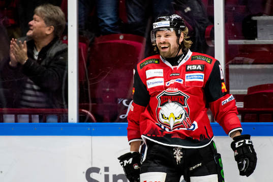 Malmö Redhawks Stefan Warg jublar