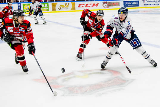 Malmö Redhawks Marcus Sylvegård, Christoffer Forsberg och