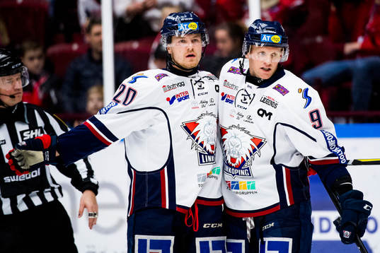 Linköpings Nick Sörenssen och Tony Mårtensson jublar