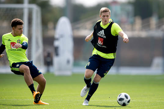 Sveriges Joakim Nilsson och Jordan Larsson