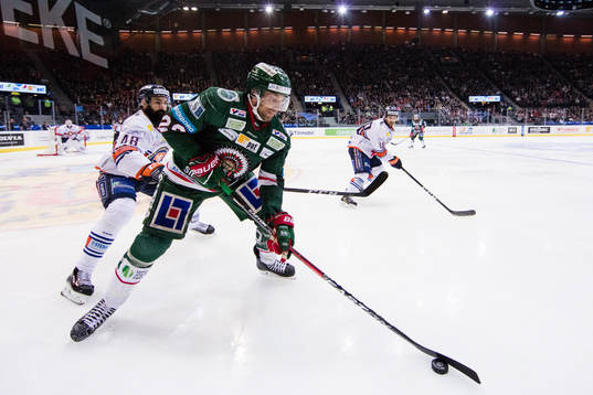 Frölundas Joel Lundqvist och Växjös Daniel Rahimi