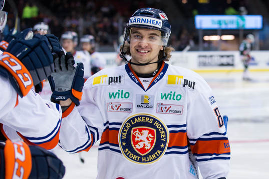 Växjös Adam Brodecki jublar