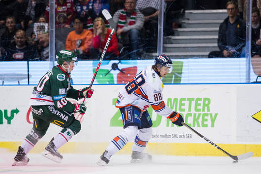 Frölundas Joel Mustonen mot Växjös Adam Brodecki