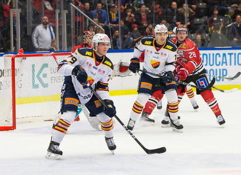Djurgårdens Patrik Lundh och Rene Bourque samt Örebros