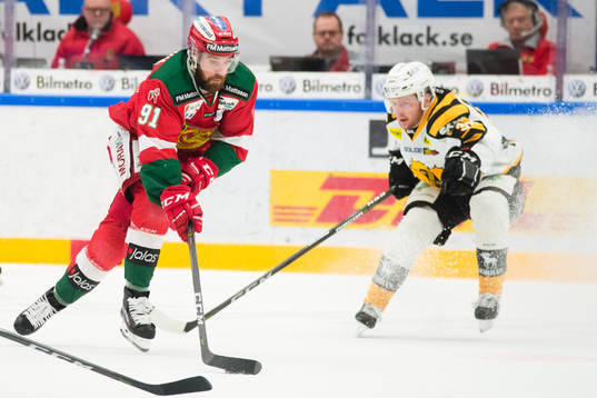 Moras Jacob Lagacé och Skellefteås Sebastian Ohlsson
