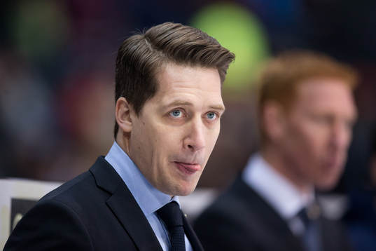 Växjös tränare Sam Hallam