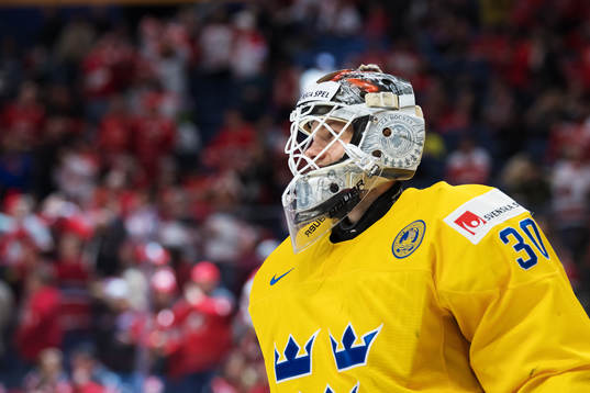 Sveriges målvakt Filip Gustavsson