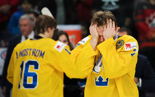 Sveriges Timothy Liljegren deppar